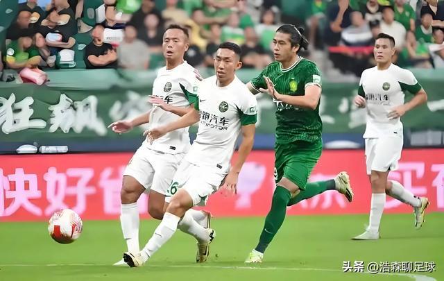 国安主场告捷，全队庆祝雨过天晴的简单介绍